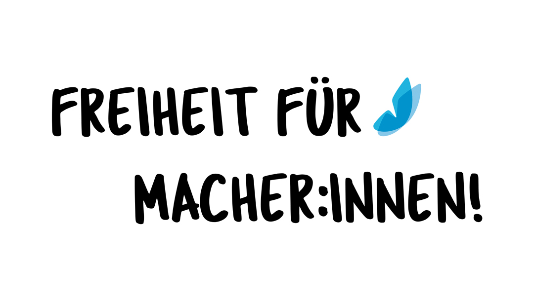 Freiheit für Macherinnen mit Interflex-Schmetterling Schriftzug